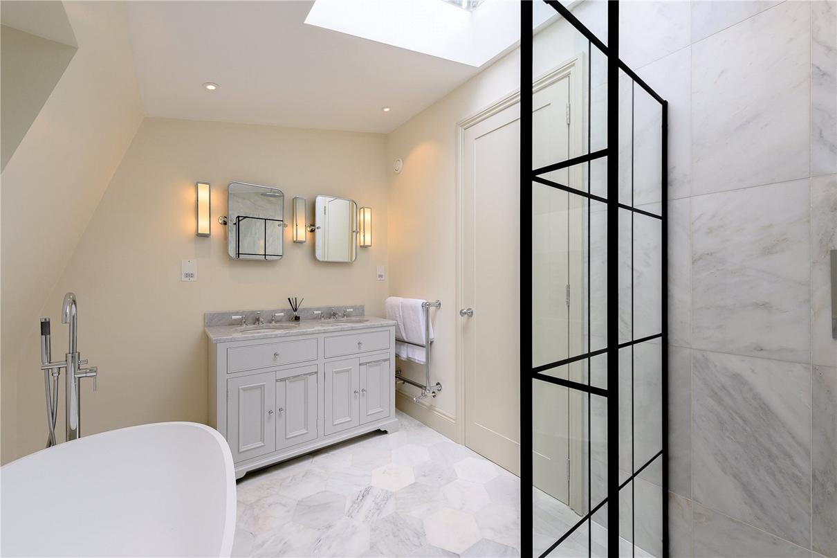 3b7e95a4b9d7c518f568d7d2df128e48d4081df4