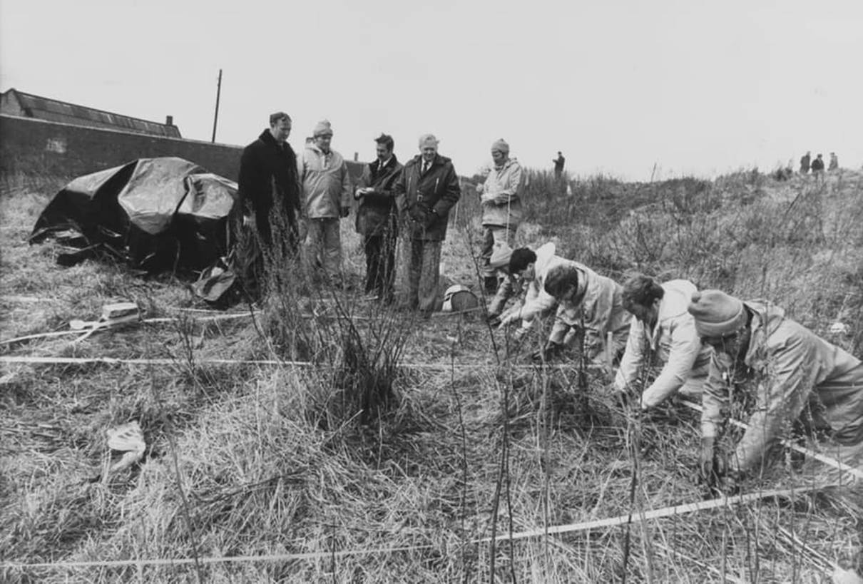 Image may contain: one or more people and outdoor